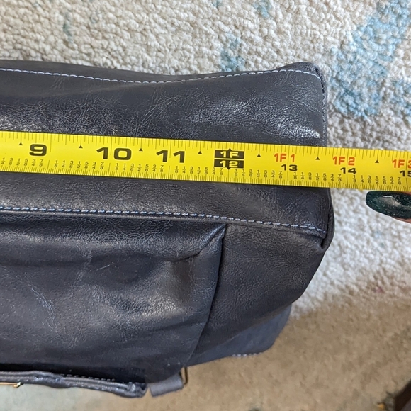 Liz Claiborne Dark Grey Large Shoulder Bag - Picture 12 of 13